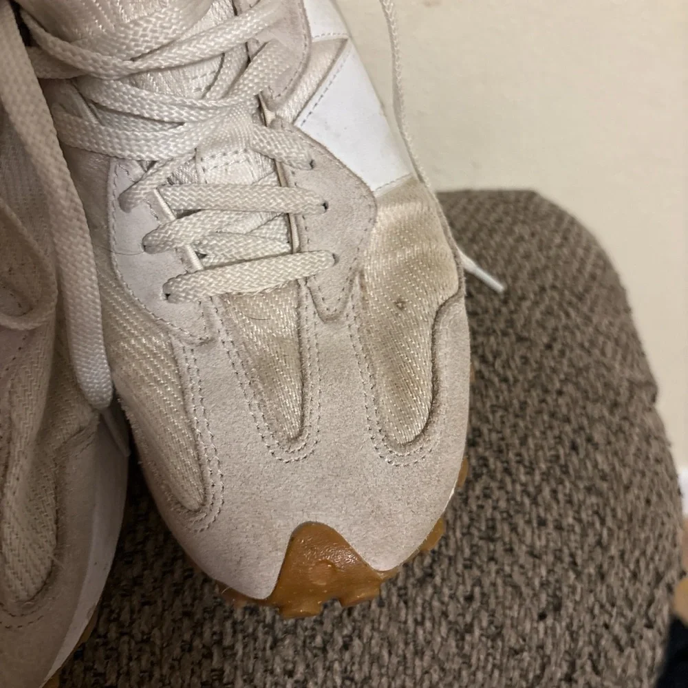 New Balance 327 Casual Women's Sneakers Shoes White Cream Brown size 8.5